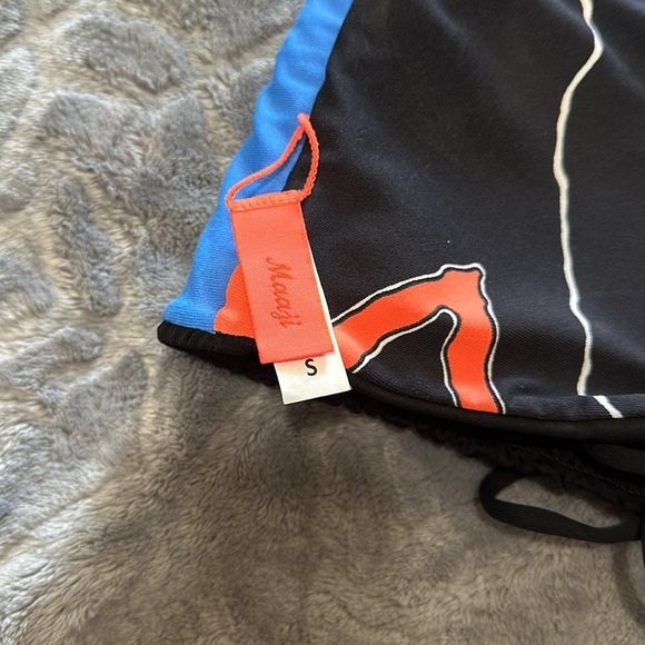 Maaji Reversible Abstract Colored Bikini Top - Picture 2 of 6